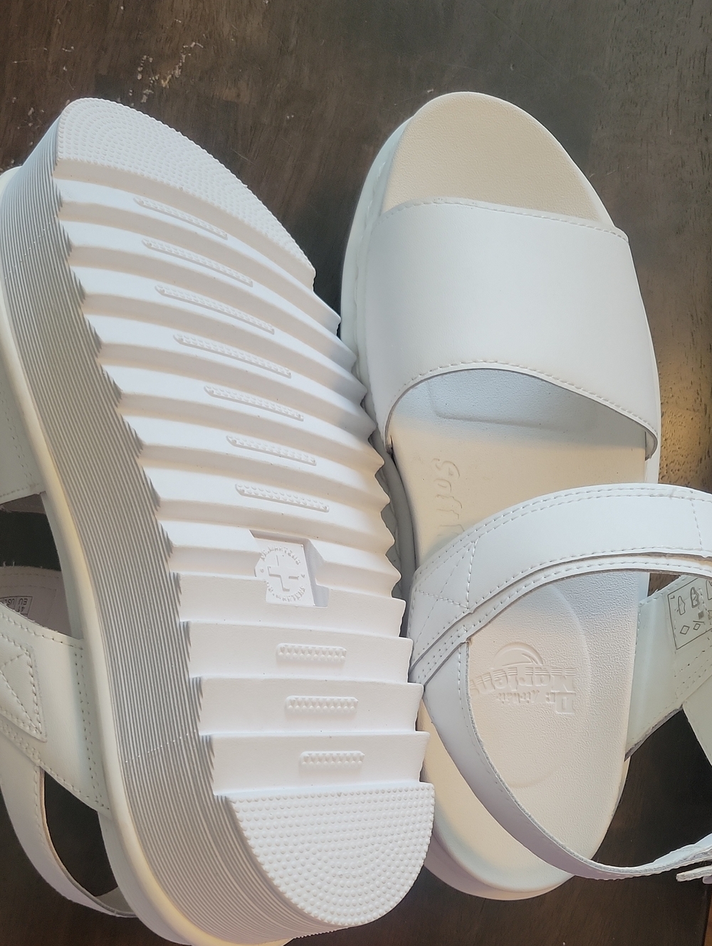 Dr. Martens Voss Quad Platform Sandals size 9 Women's New - Picture 6 of 7